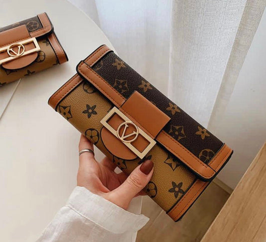 PREORDER LV WALLET